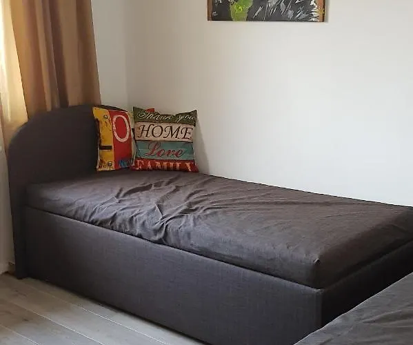 In Mit Balkon شقة *